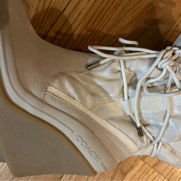 Coach Wynfled monogram boots. - Picture 2 of 7